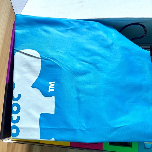 STEM kids toy, 3D magnetic building pieces and 2 wooded balls marble run toys - Picture 4 of 7